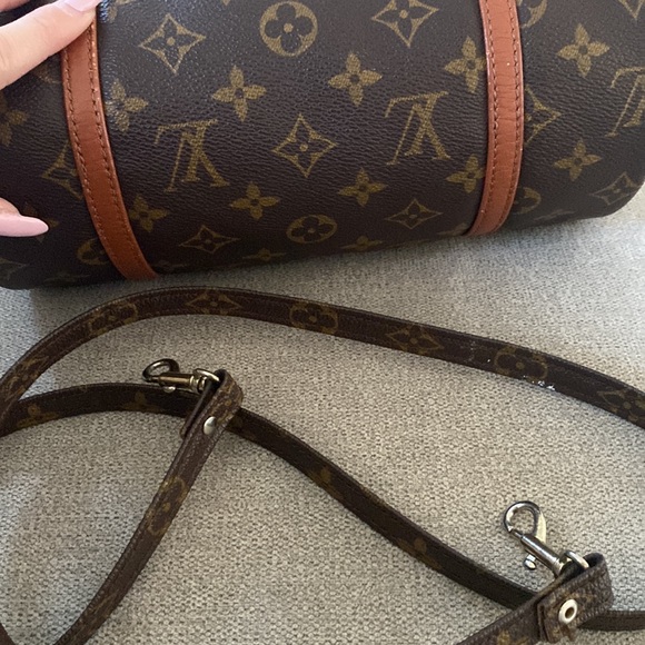 Louis Vuitton Vintage Authentic Papillon Monogram bag w/ shoulder strap - Picture 8 of 12